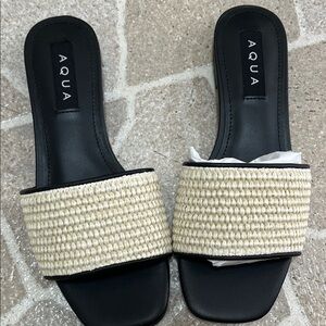 Aqua Women's Black and Tan Woven Sandals